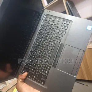 Laptop Dell Latitude 5400 8GB Intel Core i7 SSD 256GB