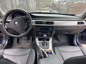 BMW 323i 2011 Blue