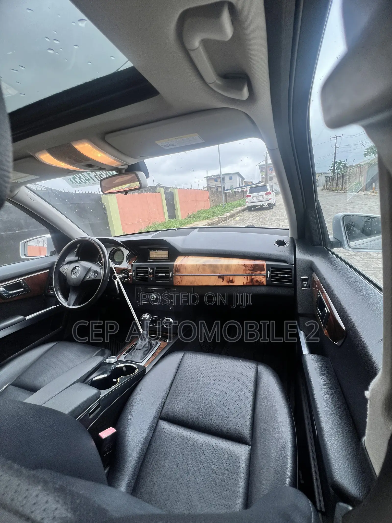 Mercedes-Benz GLK-Class 350 2010 Silver