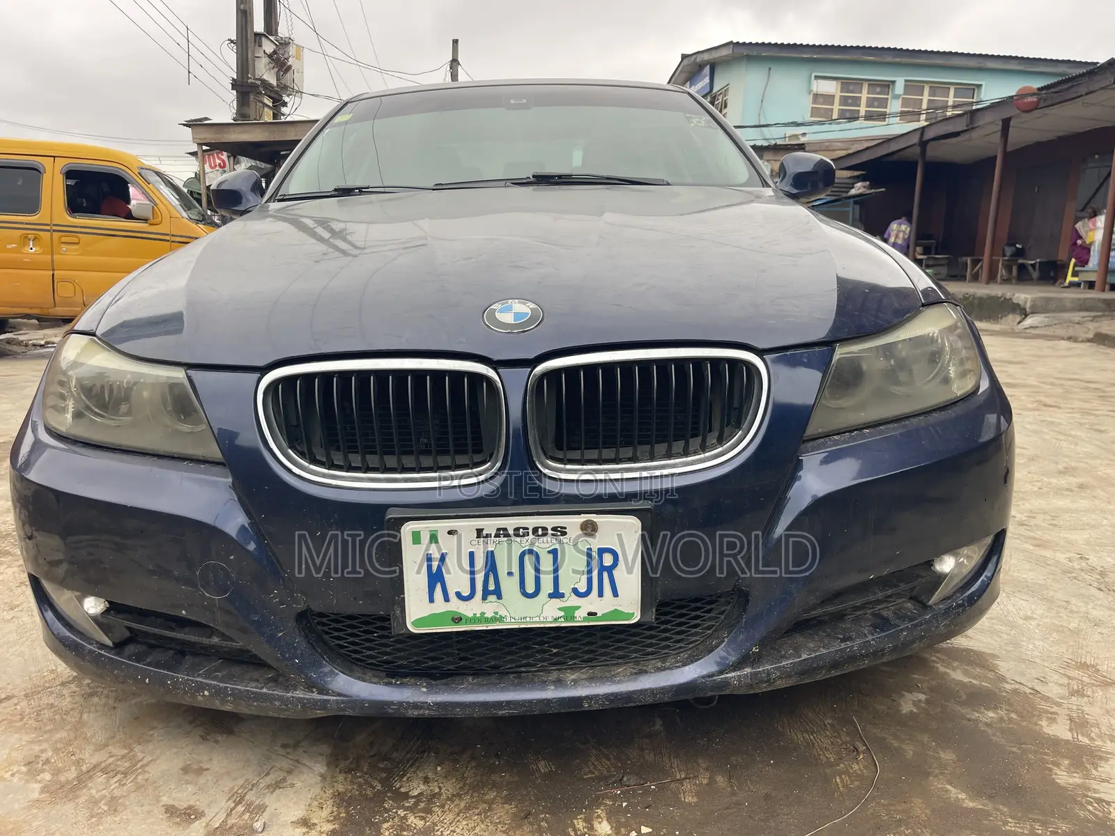 BMW 323i 2011 Blue