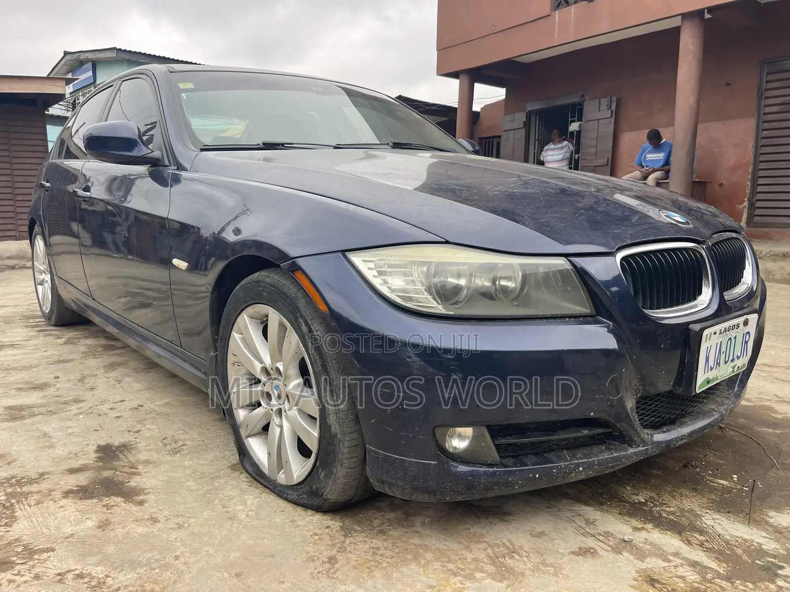 BMW 323i 2011 Blue