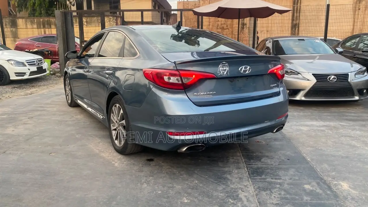 Hyundai Sonata 2015 Blue