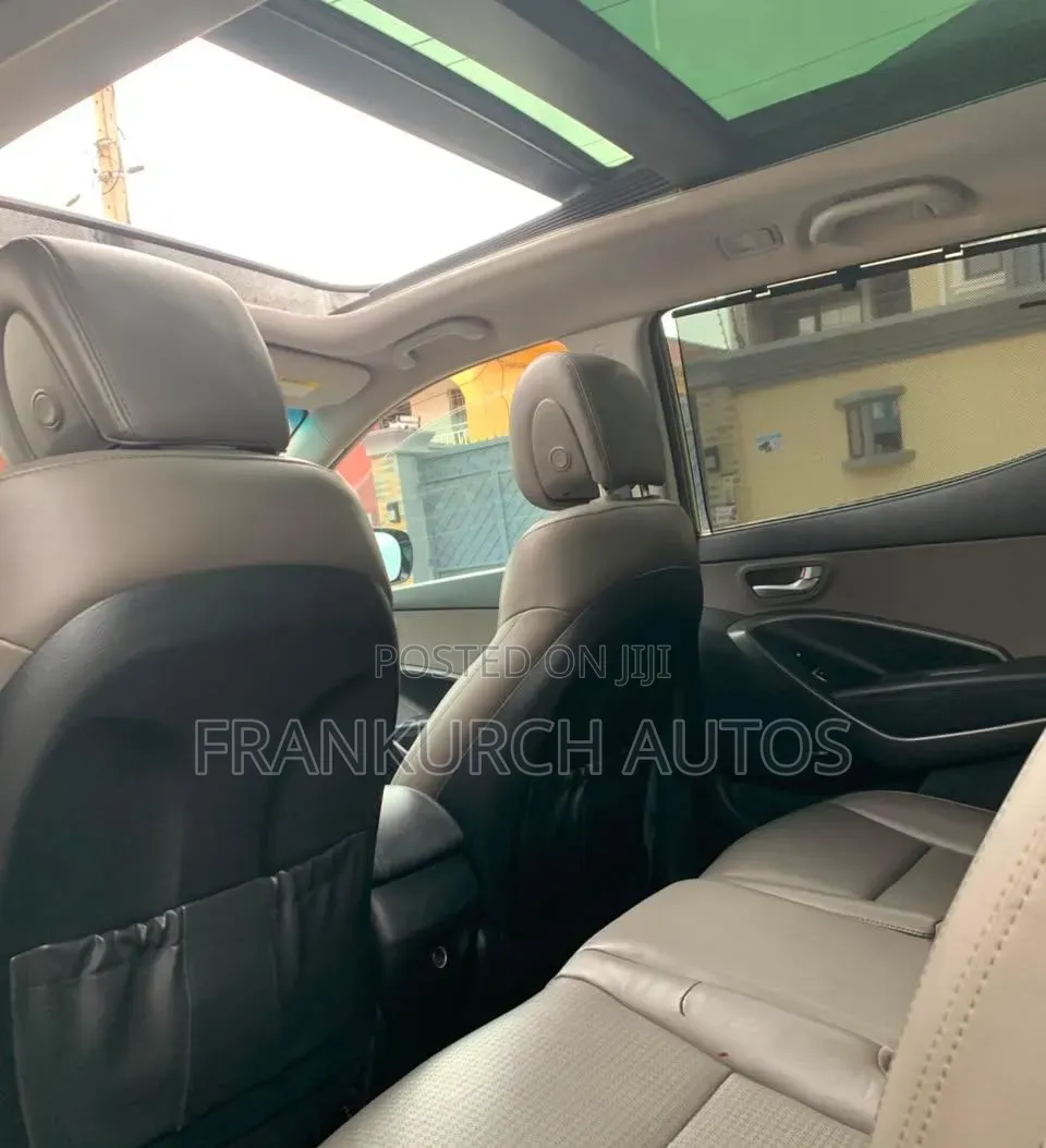 Hyundai Santa Fe 2014 Black