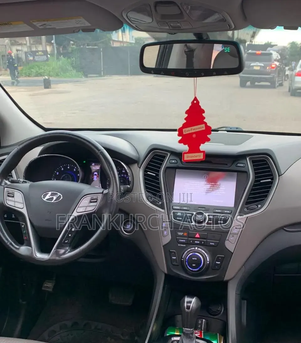 Hyundai Santa Fe 2014 Black
