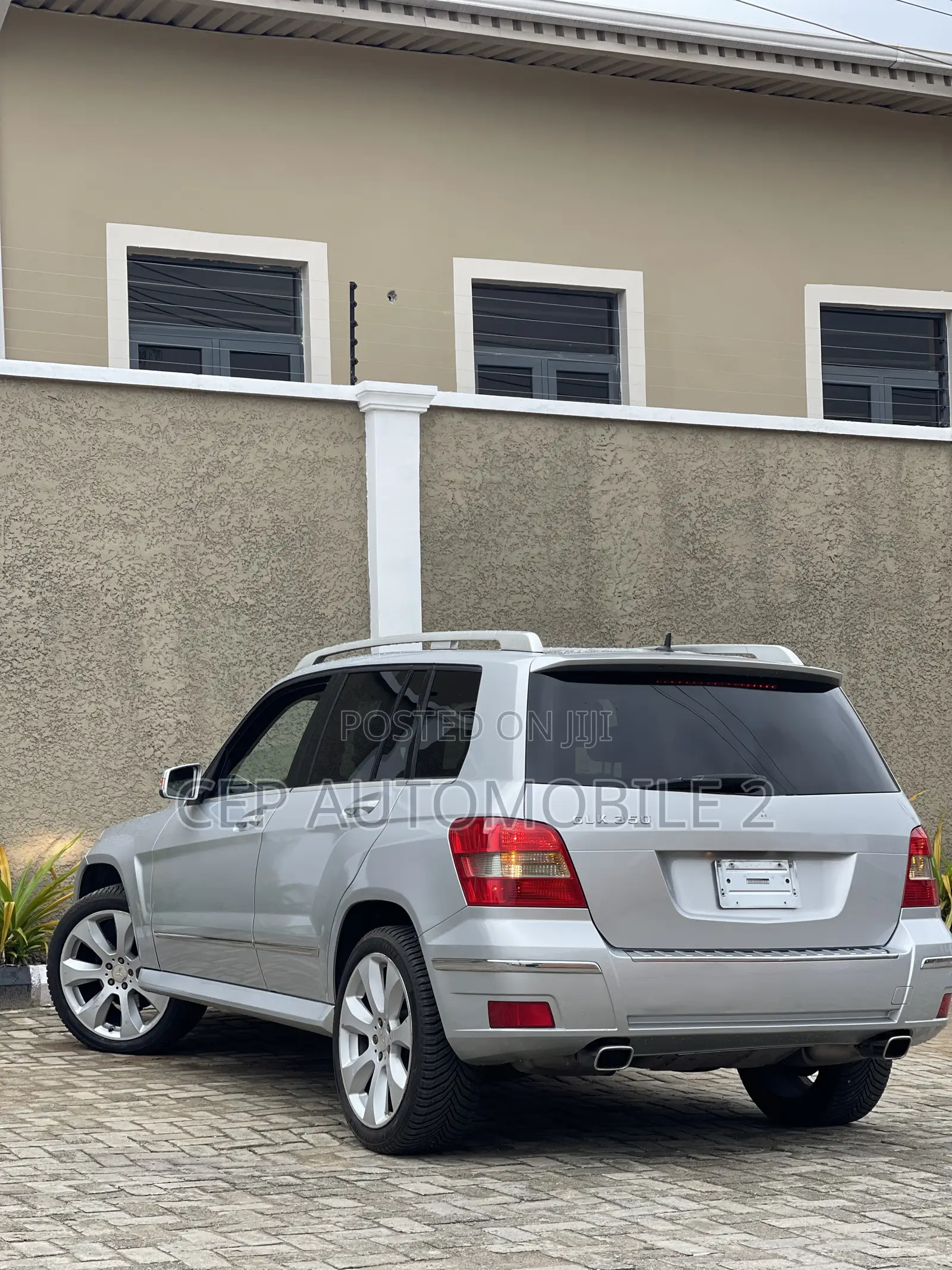 Mercedes-Benz GLK-Class 350 2010 Silver