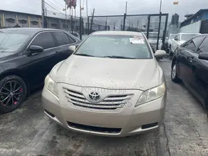 Toyota Camry 2.4 LE 2008 Gold