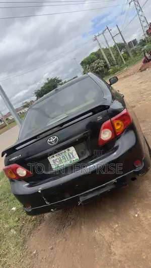 Toyota Corolla 2011 Black