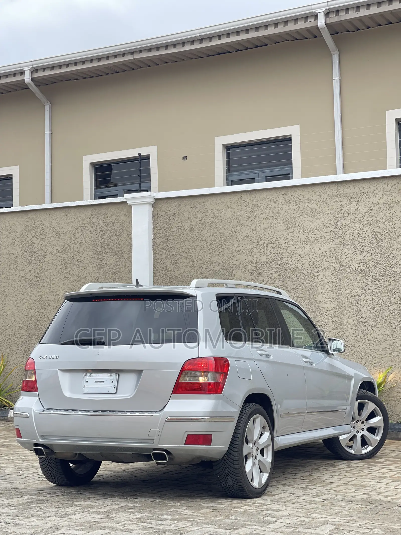 Mercedes-Benz GLK-Class 350 2010 Silver