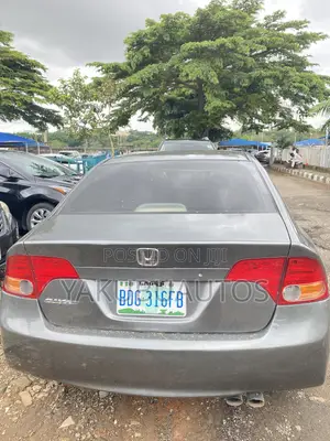 Honda Civic 2007 Gray