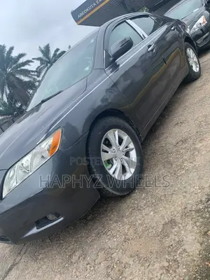 Toyota Camry XLE 4dr Sedan (2.4L 4cyl 5A) 2009 Gray