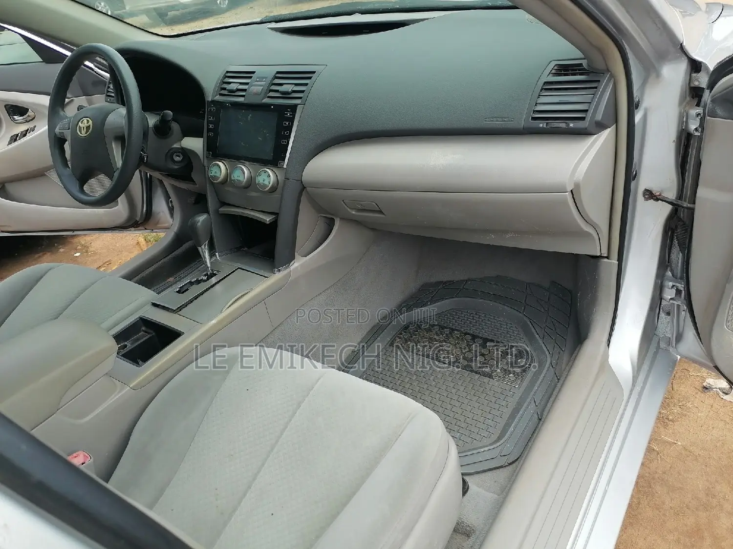 Toyota Camry 2009 Silver