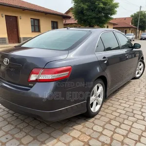 Toyota Camry 2010 Gray