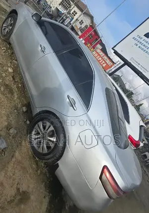 Toyota Camry 2011 Silver