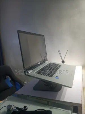 Laptop Asus Chromebook C423 8GB Intel Celeron eMMC 32GB