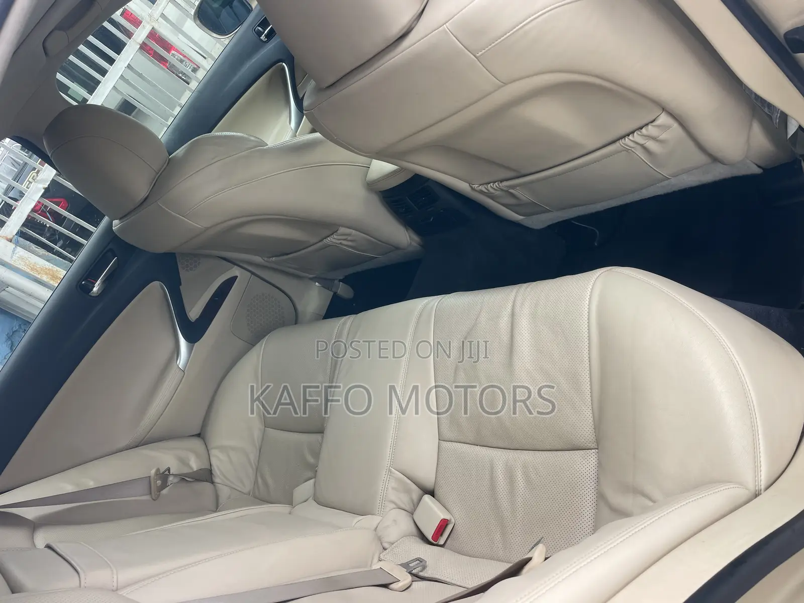 Lexus IS 250 2008 Gold