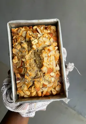 Mixed Nuts Banana Bread (Medium)