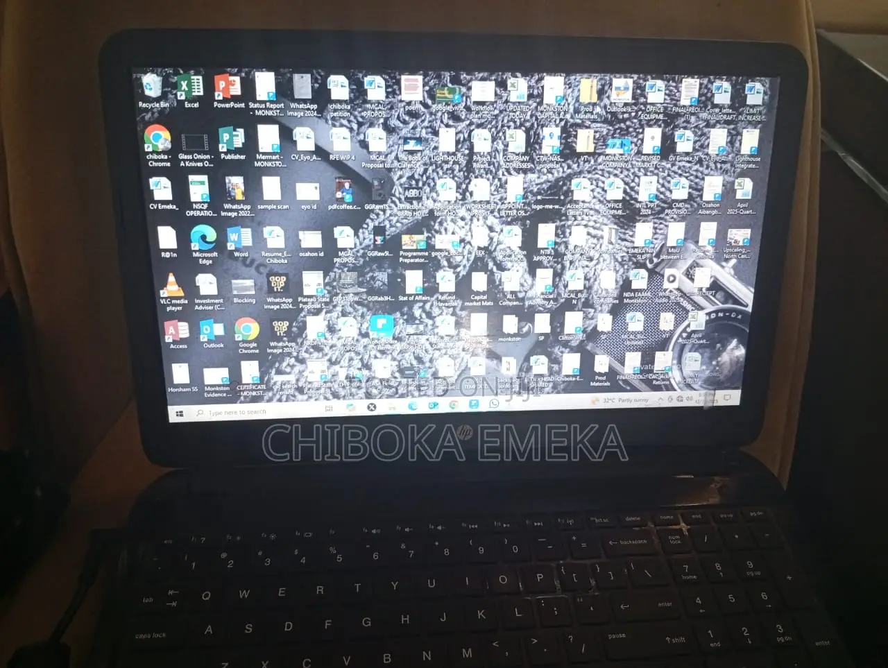 Laptop HP 64GB HDD 32GB