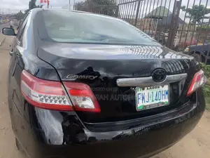 Toyota Camry LE 4dr Sedan (2.4L 4cyl 5A) 2009 Black