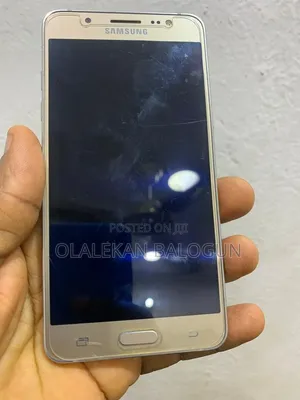 Samsung Galaxy J5 16 GB Gold