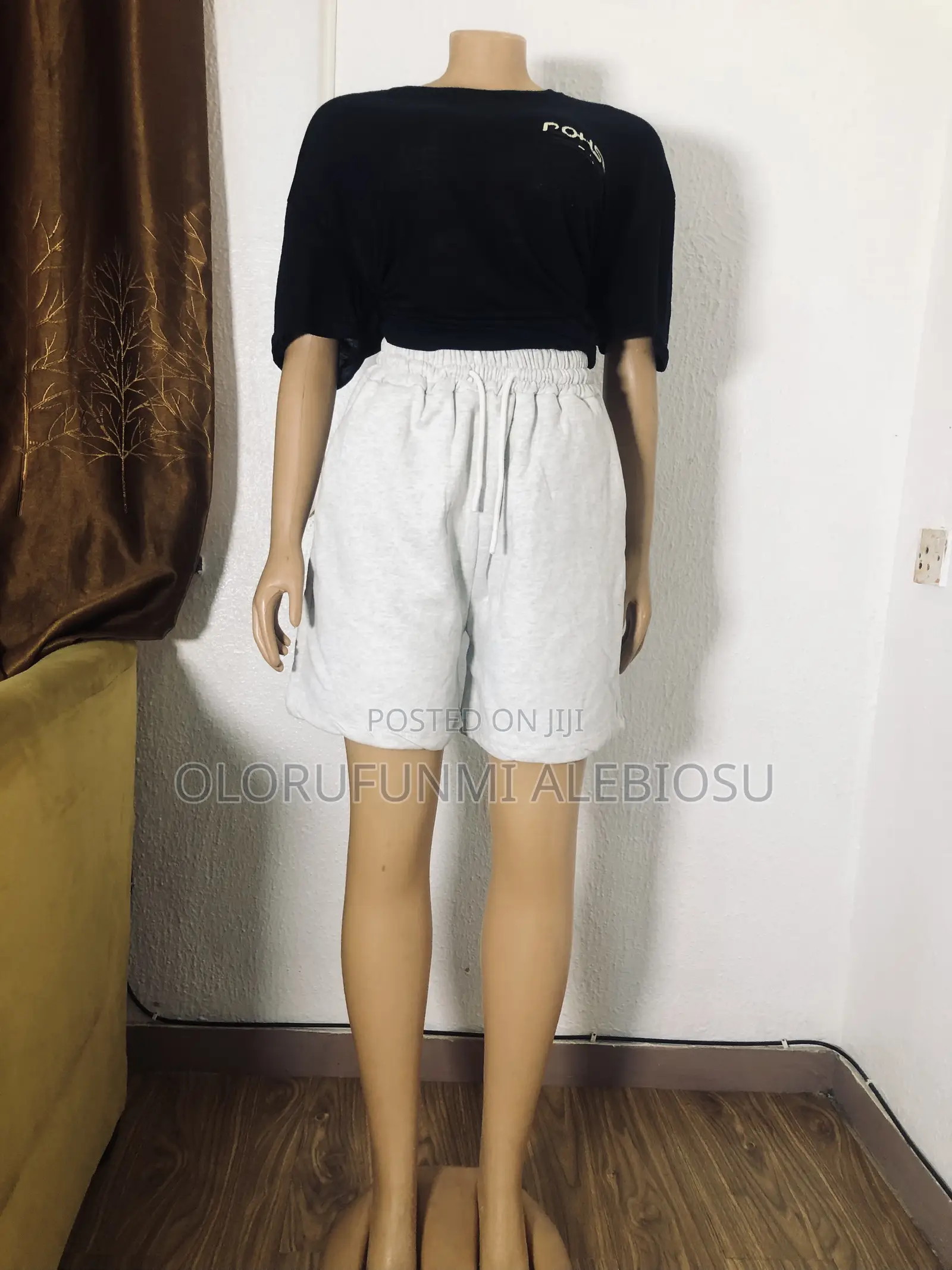 Short Joggers