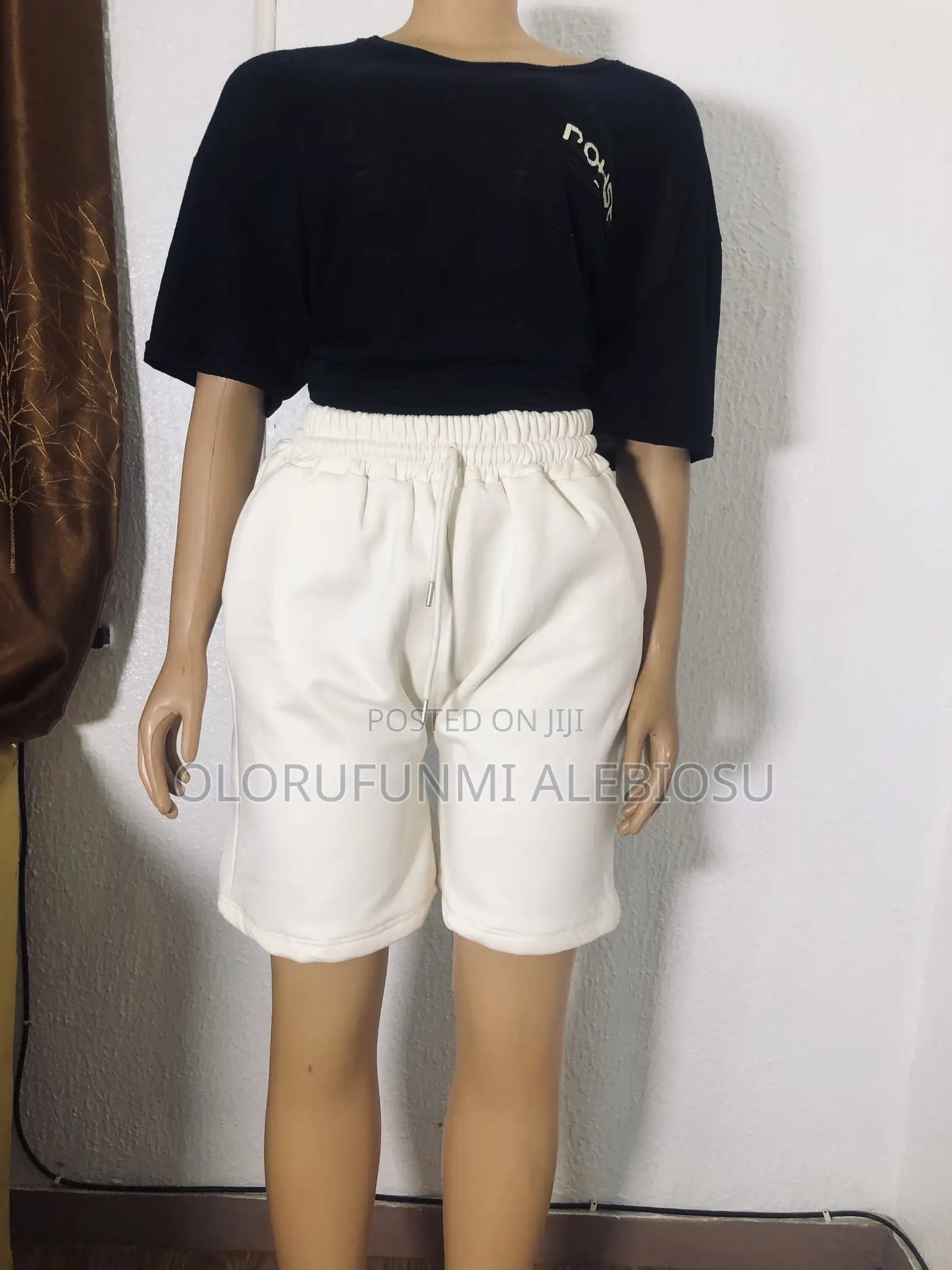 Short Joggers