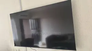 65 Inches Hisense Vidaa Smart TV