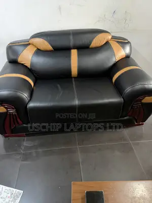 Used Luxury 7 Seater Leather Sofa