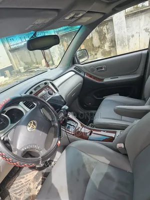 Toyota Highlander 2004 Black