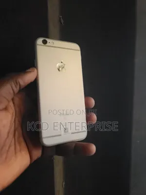 Apple iPhone 6s 32 GB Silver