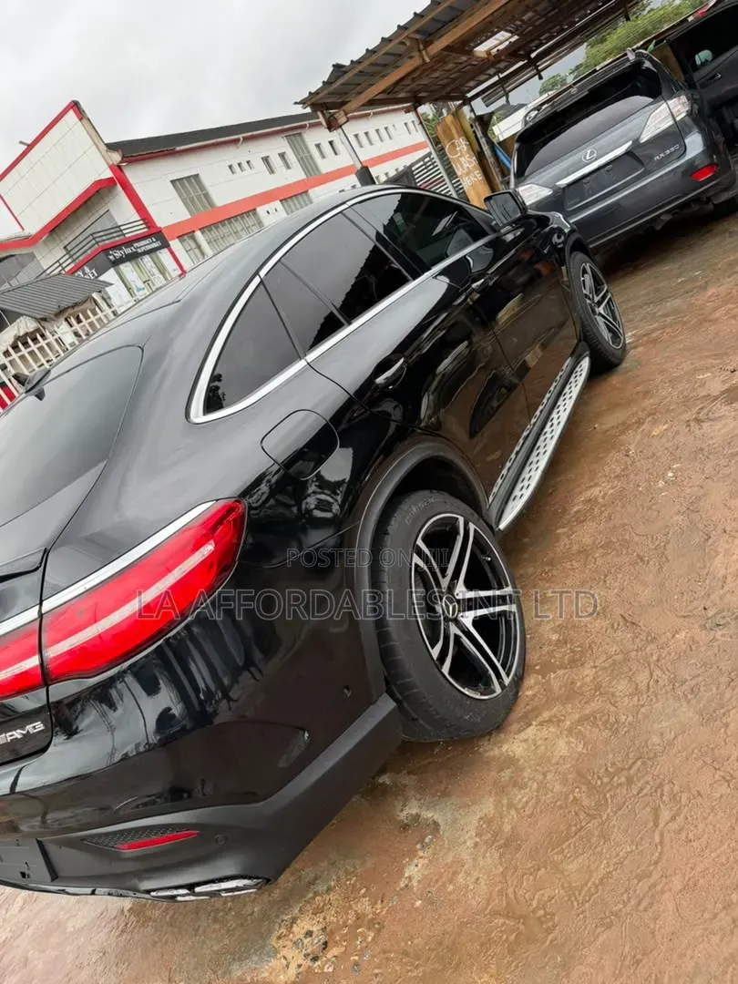 Mercedes-Benz GLE-Class 2018 Black