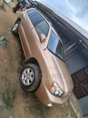 Toyota Highlander 2005 Gold