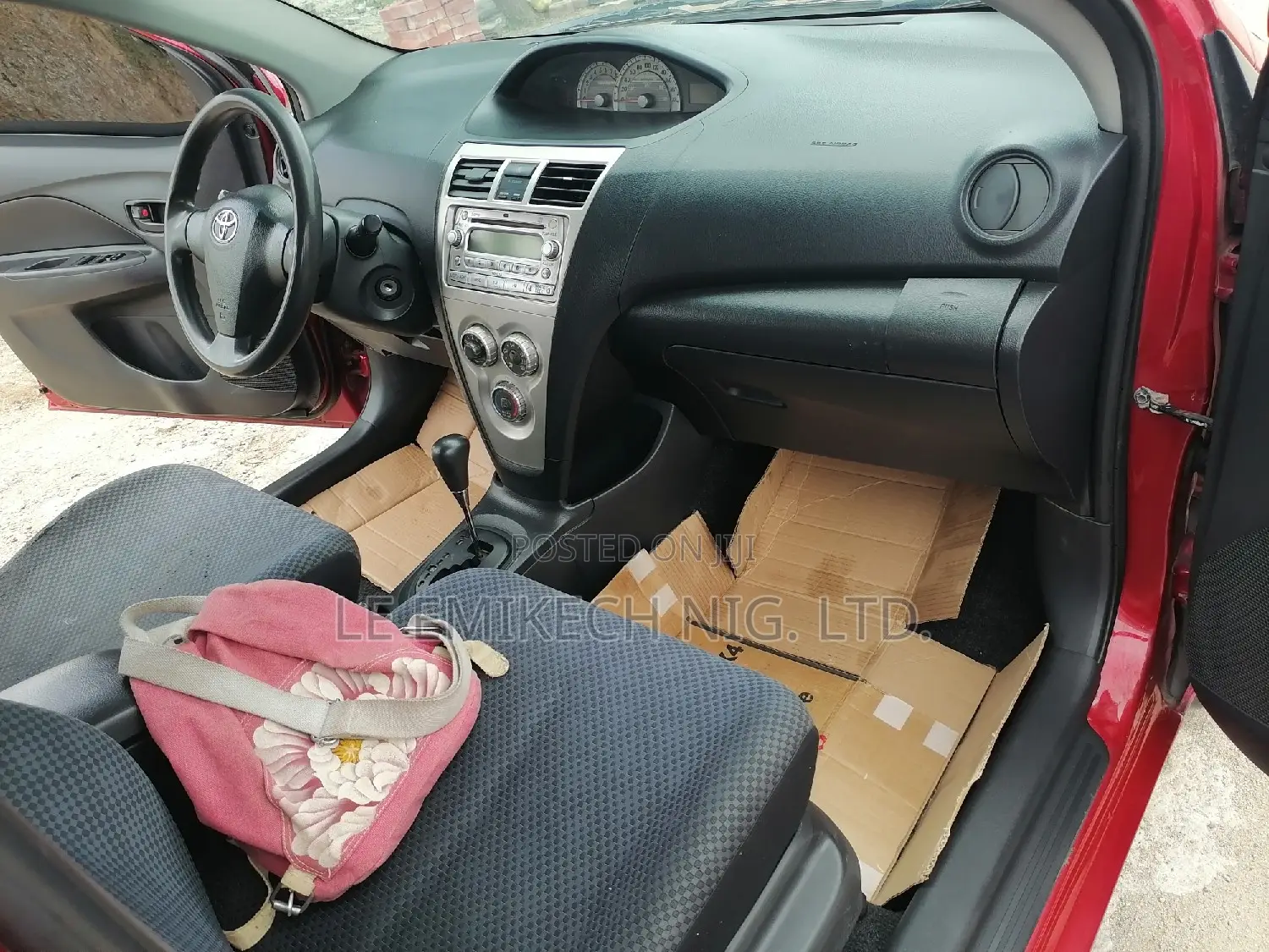 Toyota Yaris 2008 Red