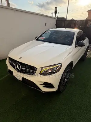 Mercedes-Benz GLC-Class 2017 White