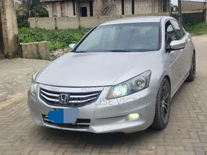 Honda Accord 2011 Silver