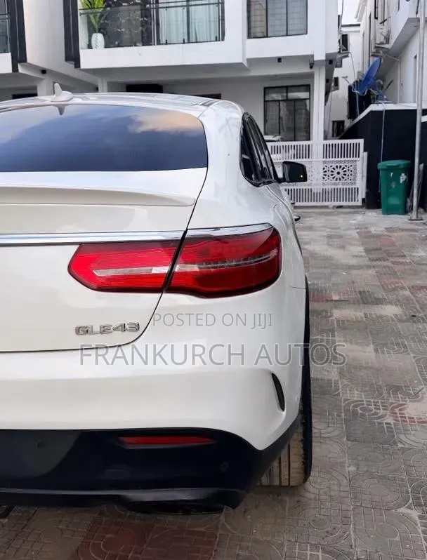 Mercedes-Benz GLE-Class 2017 White