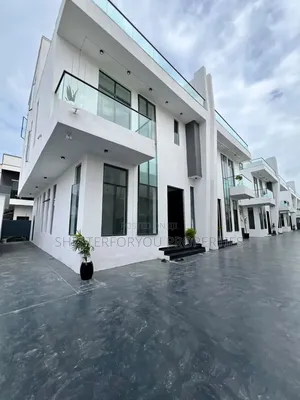 5bdrm Duplex in Lekki Expressway for sale
