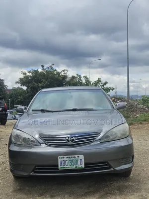 Toyota Camry XLE 4dr Sedan (2.4L 4cyl 5A) 2006 Gray