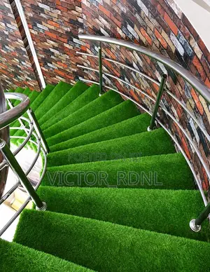 Staircase Artificial Grass Carpet 01