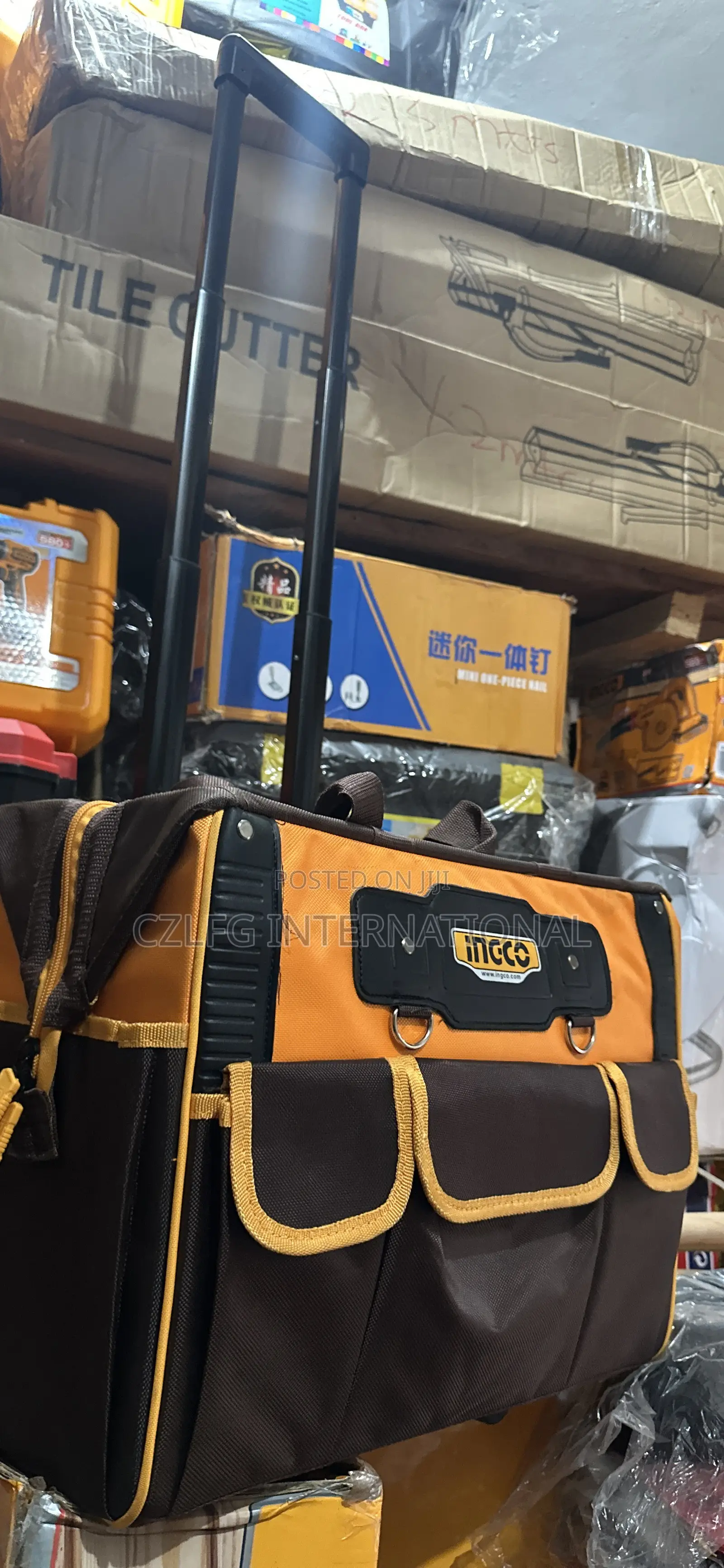 20” Ingco Tools Rolling Bag