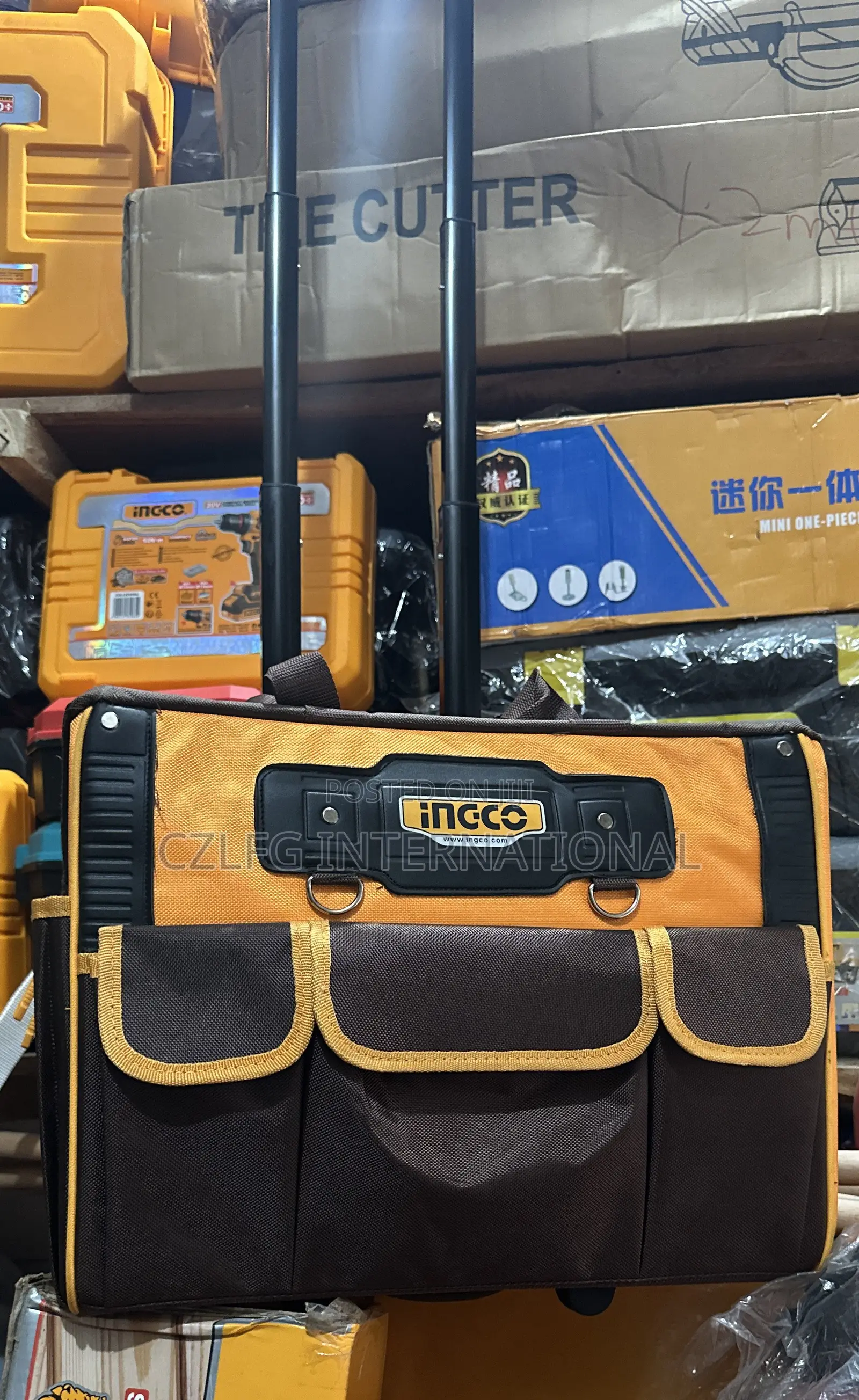 20” Ingco Tools Rolling Bag