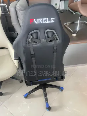 Gaming Chair With Footrest