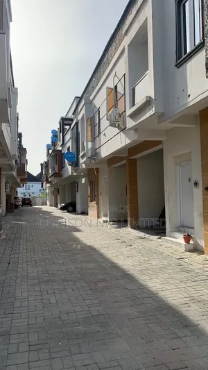 Large Plaza, Complex for Sale