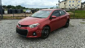 Toyota Corolla LE 4dr Sedan (1.8L 4cyl CVT) 2016 Red