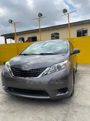 Toyota Sienna 2012 Gray