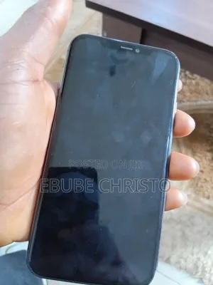 Apple iPhone 11 64 GB