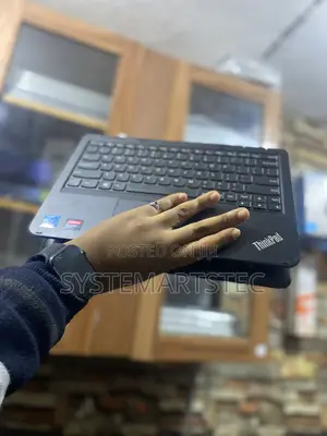 Laptop Lenovo Yoga 11e 8GB Intel Celeron SSD 128GB