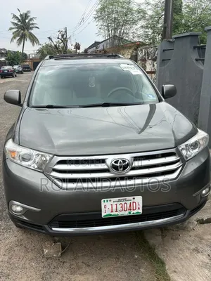 Toyota Highlander 2012 Green