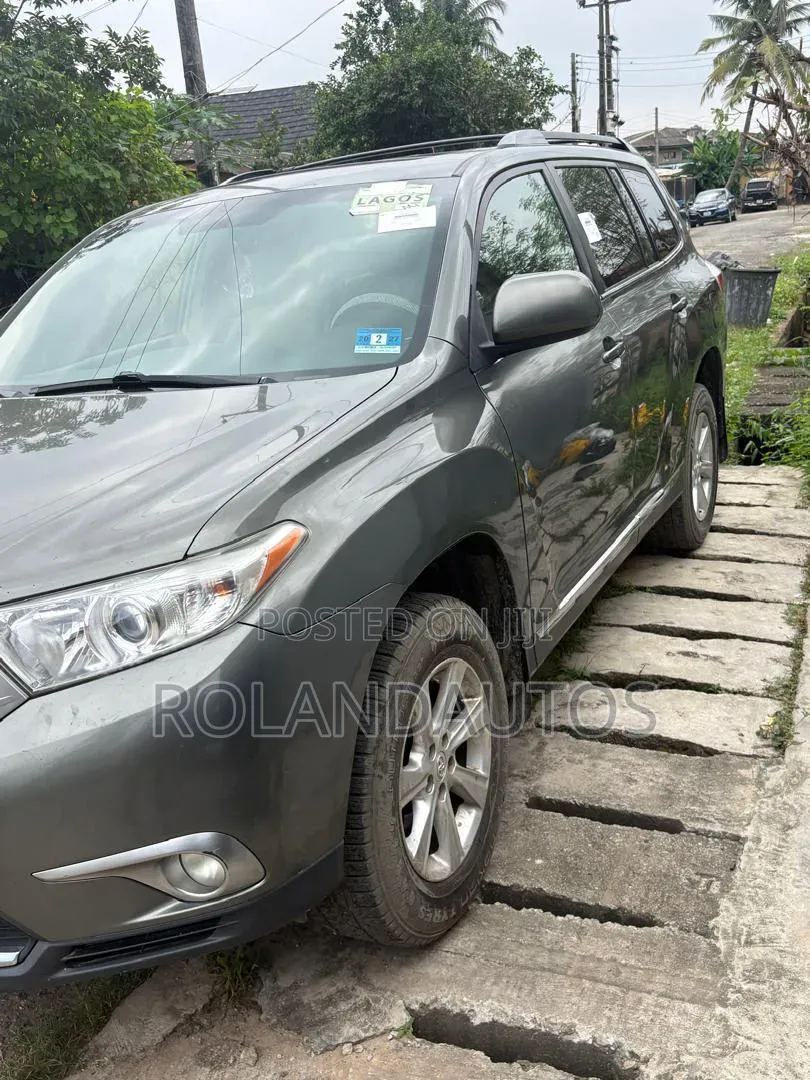Toyota Highlander 2012 Green