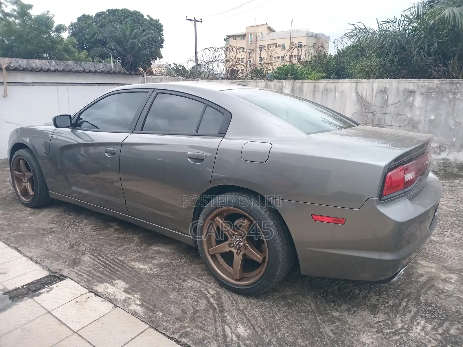 Dodge Charger 2011 Gray