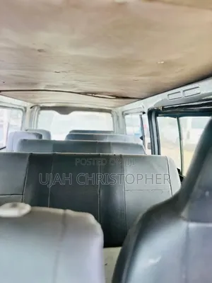 Toyota HiAce 2013